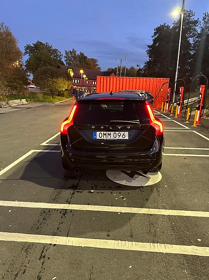 Volvo V60 11 of 11