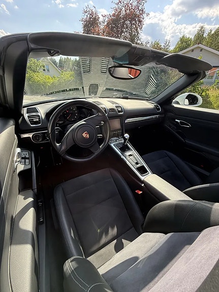 Porsche Boxster 4 of 5