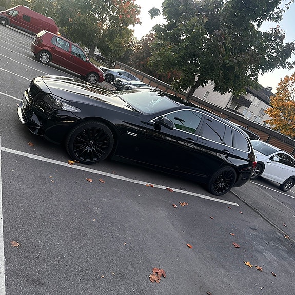 BMW 518d 4 of 7