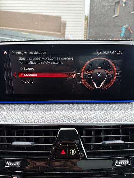 BMW 520d 14 of 19