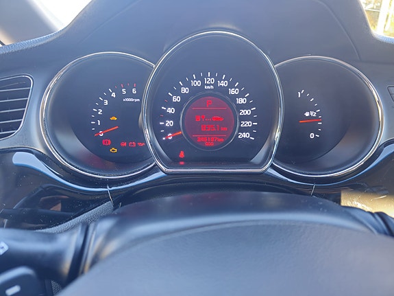 Kia Ceed 6 of 10