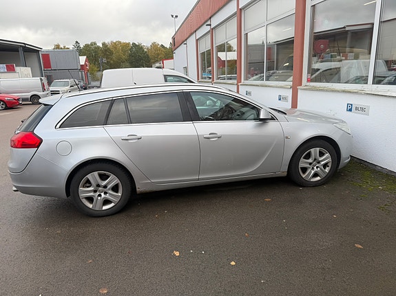 Opel Insignia 4 of 5