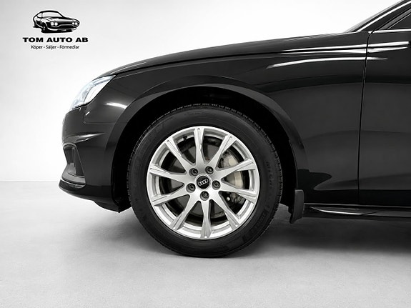 Audi A4 3 of 30