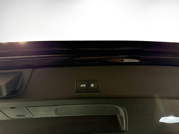 Audi A4 8 of 30