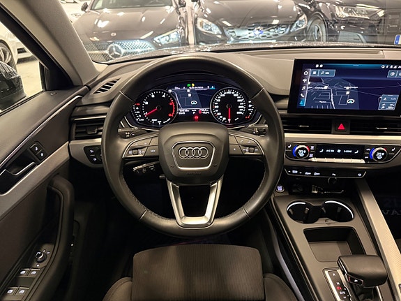 Audi A4 19 of 30