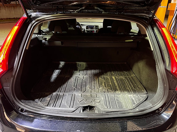 Volvo V60 18 of 26