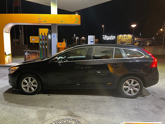 Volvo V60 5 of 26