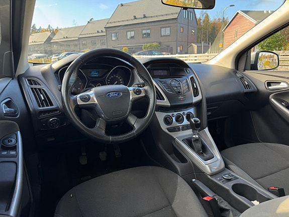 Ford Focus 5 of 6