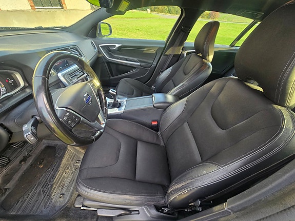 Volvo V60 8 of 13