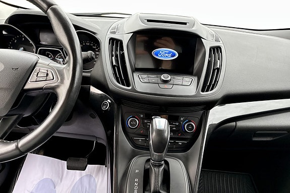 Ford Kuga 6 of 9