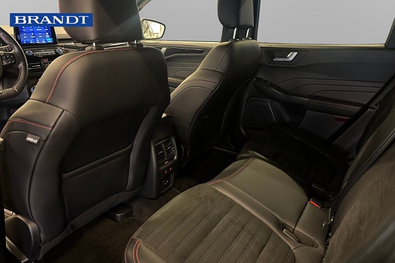 Ford Kuga 8 of 9