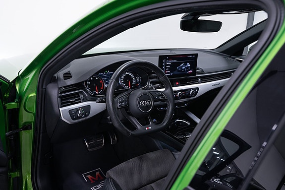 Audi A4 9 of 26