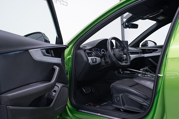 Audi A4 10 of 26