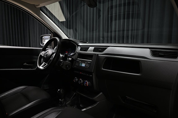 Renault Kangoo 21 of 23