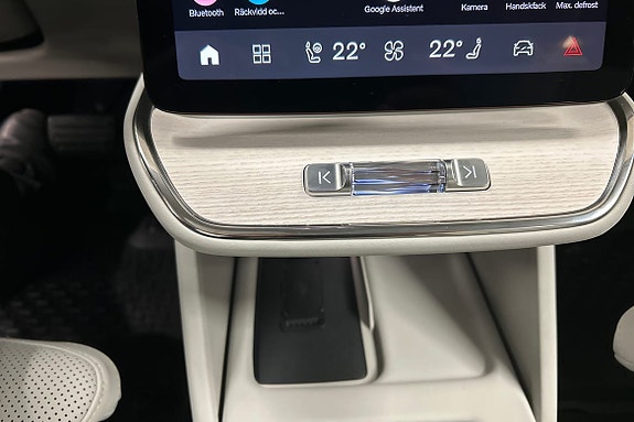 Volvo ES90 22 of 28