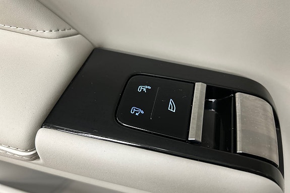 Volvo ES90 23 of 28