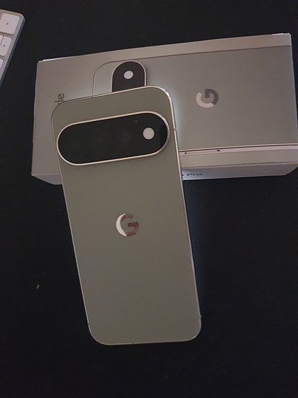 Product image 1 of 2