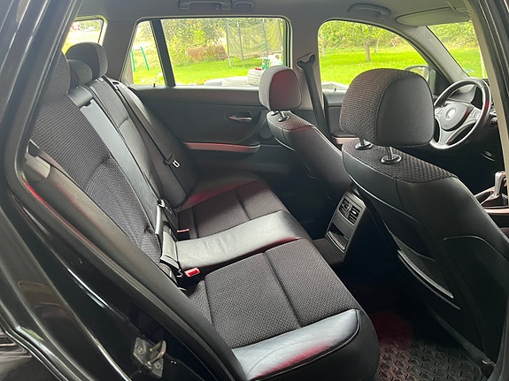 BMW 320d 6 of 6