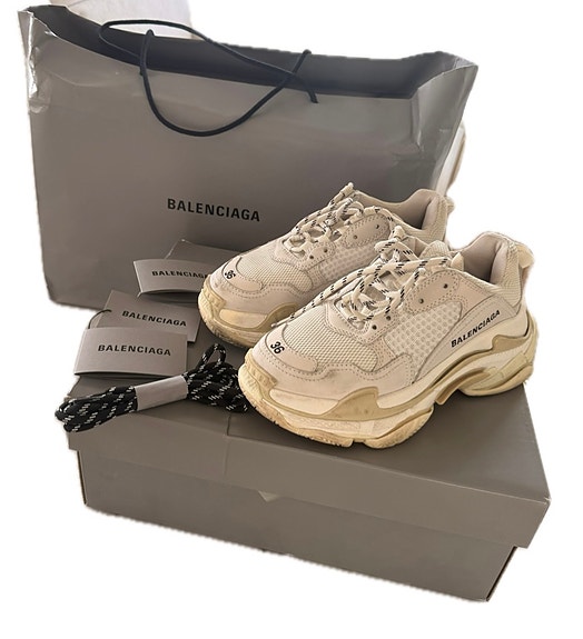 Product image 1 of 4