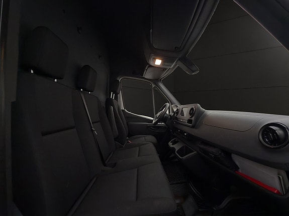 Mercedes-Benz Sprinter 317 27 of 30