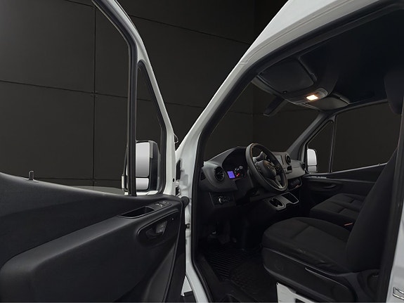 Mercedes-Benz Sprinter 317 15 of 30