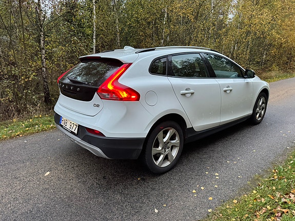 Volvo V40 Cross Country 4 of 5