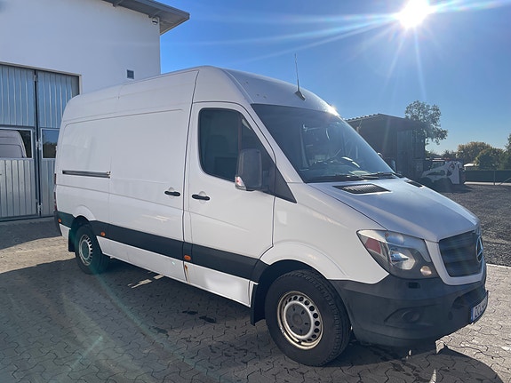Mercedes-Benz Sprinter 211 2 of 6