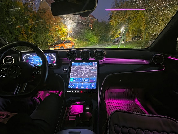 Mercedes-Benz C300 e 13 of 19