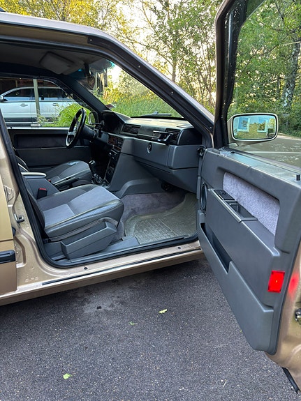 Volvo 940 7 of 8