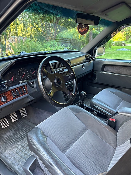 Volvo 940 4 of 8