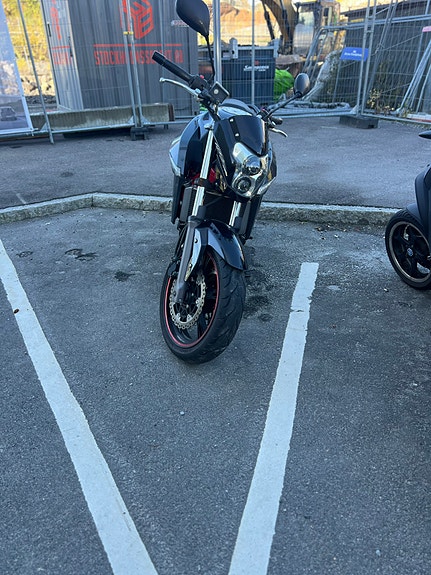 CFMOTO 650NK 3 of 3