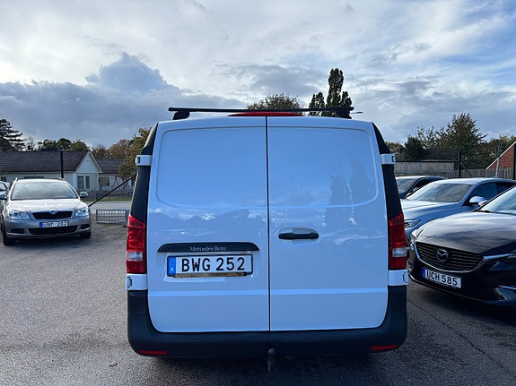 Mercedes-Benz Vito 109 3 of 13