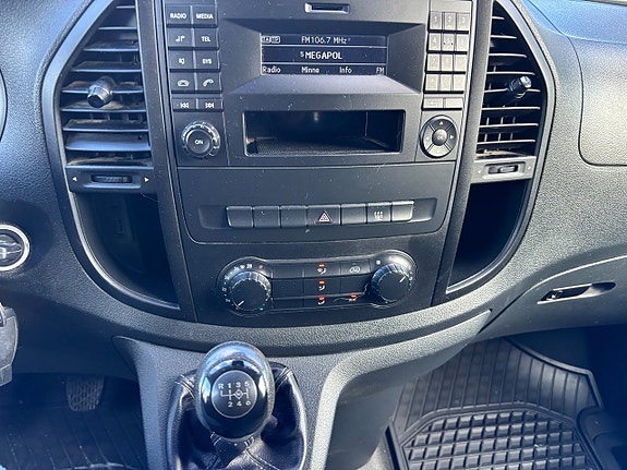 Mercedes-Benz Vito 109 12 of 13