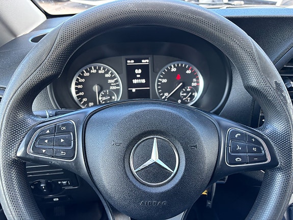 Mercedes-Benz Vito 109 10 of 13