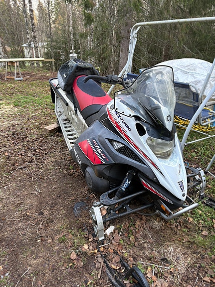 Yamaha 5 of 5