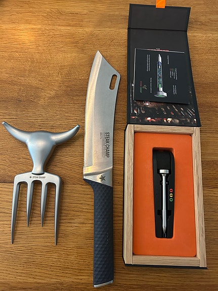 Product image 1 of 3