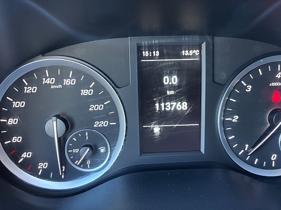 Mercedes-Benz Vito 111 11 of 14