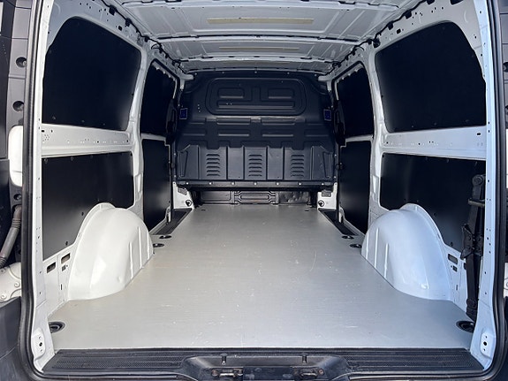 Mercedes-Benz Vito 111 13 of 14