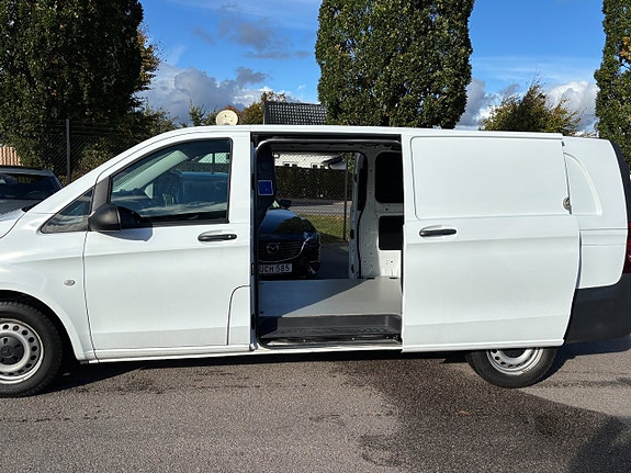 Mercedes-Benz Vito 111 5 of 14
