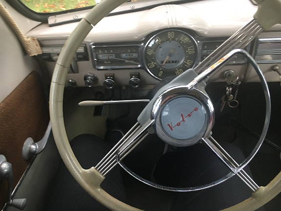 Volvo PV444 4 of 9