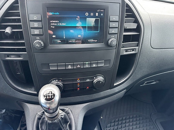 Mercedes-Benz Vito 110 8 of 13