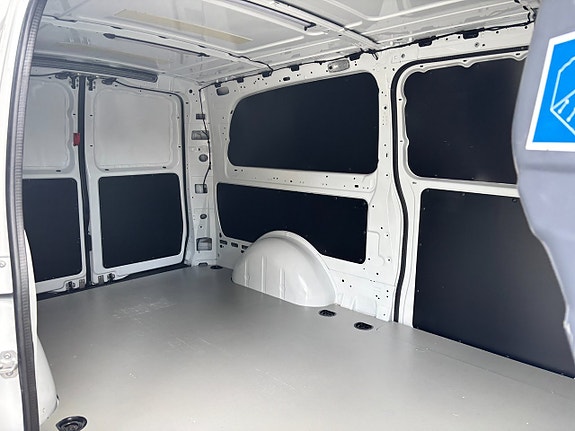 Mercedes-Benz Vito 110 11 of 13