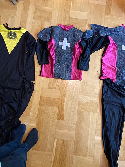 Product image 1 of 3