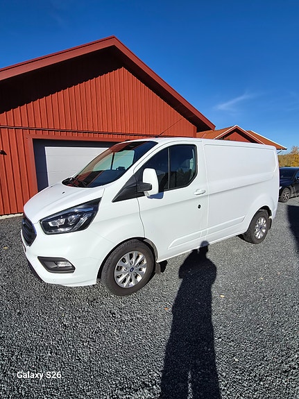 Ford Transit Custom 3 of 8