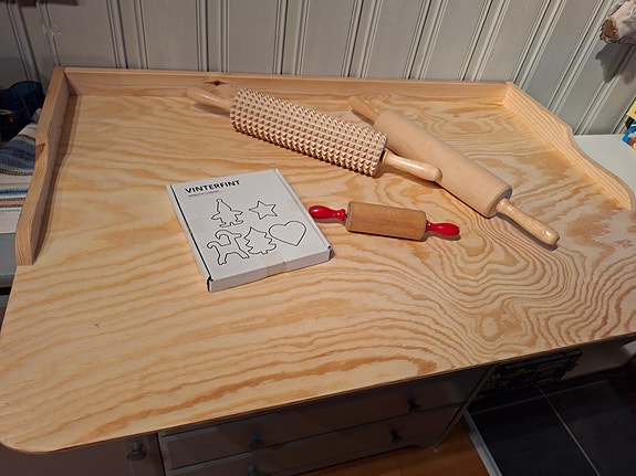 Product image 1 of 2
