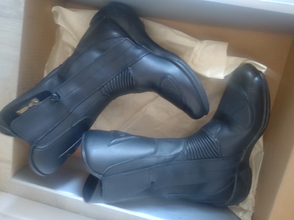Product image 1 of 4