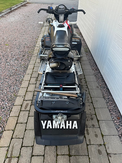 Yamaha 6 of 7