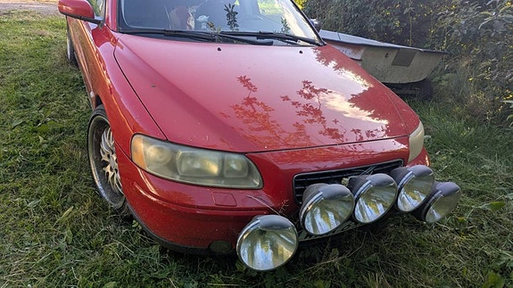 Volvo S60 2 of 4