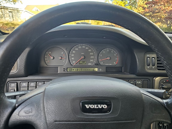Volvo C70 9 of 10