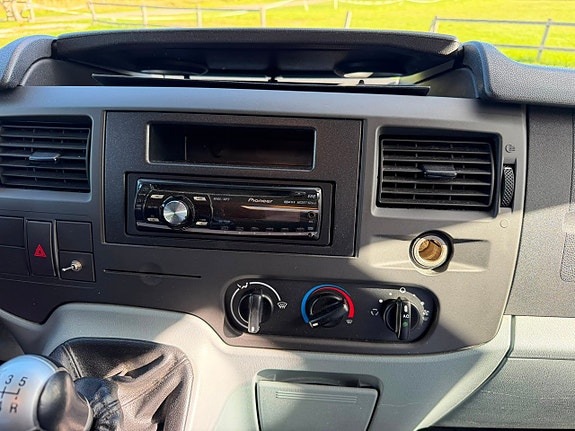 Ford Transit 22 of 28